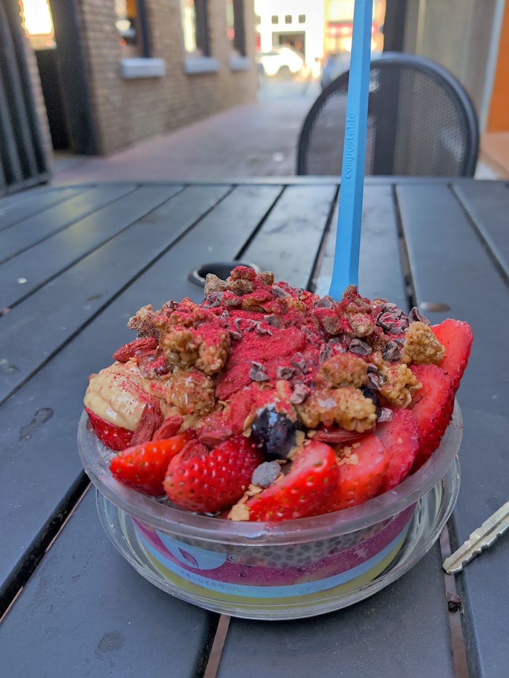 Blue Bowl Superfoods | restaurant | 152 N Glassell St, Orange, CA 92866, USA | 6572819089 OR +1 657-281-9089