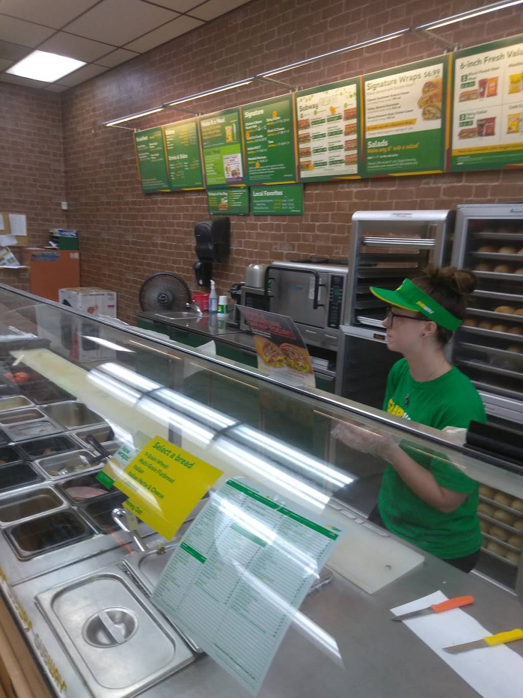 Subway Restaurants | restaurant | 602 Sunburst Hwy #A, Cambridge, MD 21613, USA | 4102216465 OR +1 410-221-6465