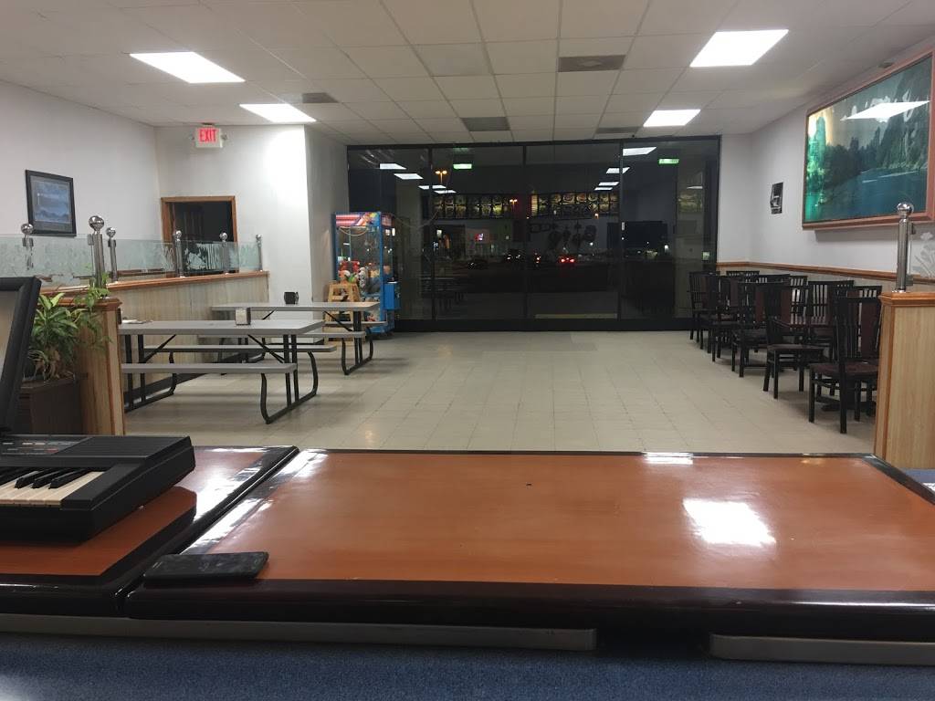 Tops China Restaurant | restaurant | 7210 Hull Street Rd, Richmond, VA 23235, USA | 8042765858 OR +1 804-276-5858