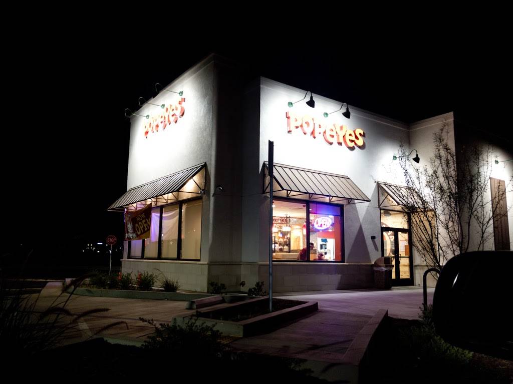 Popeyes Louisiana kitchen | restaurant | 1500 W Valley Blvd, Colton, CA 92324, USA | 9095334579 OR +1 909-533-4579