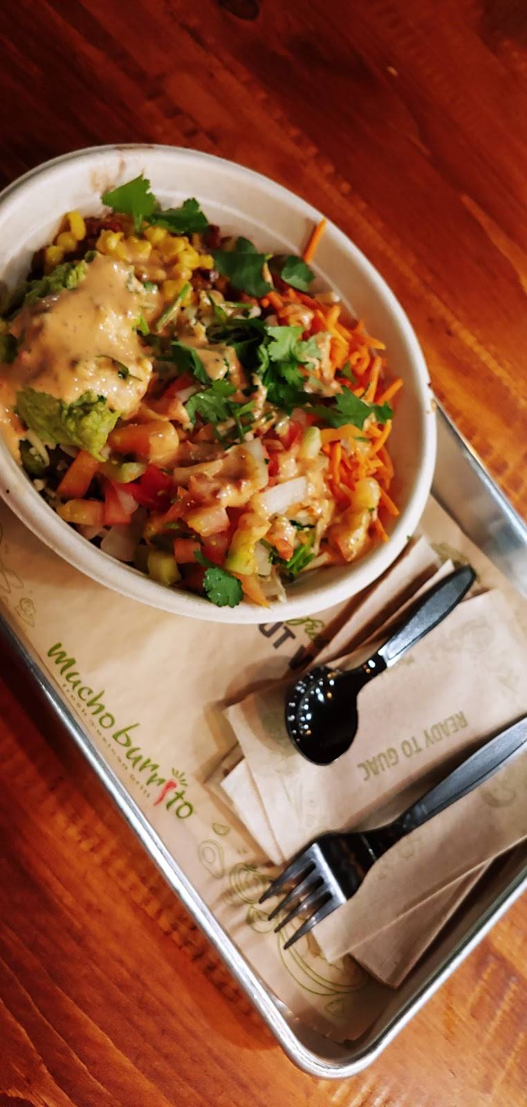 Mucho Burrito Fresh Mexican Grill | restaurant | 1151 Richmond St, London, ON N6A 3K7, Canada | 5196612111 OR +1 519-661-2111