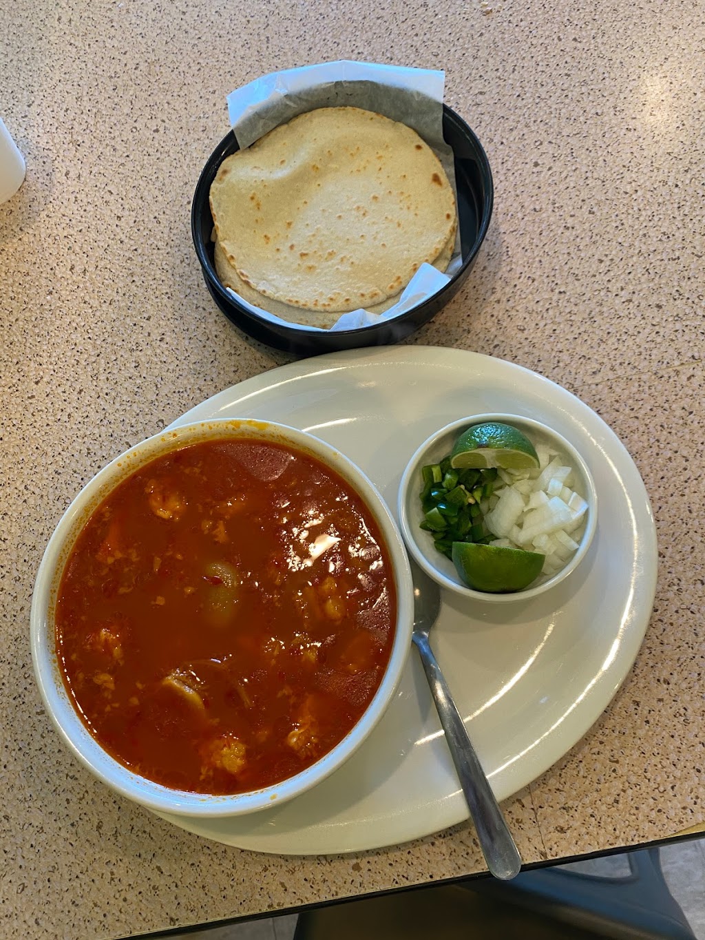 PRISILA’S cafe | restaurant | 510 Enrique M. Barrera Pkwy, San Antonio, TX 78237, USA | 2109611551 OR +1 210-961-1551