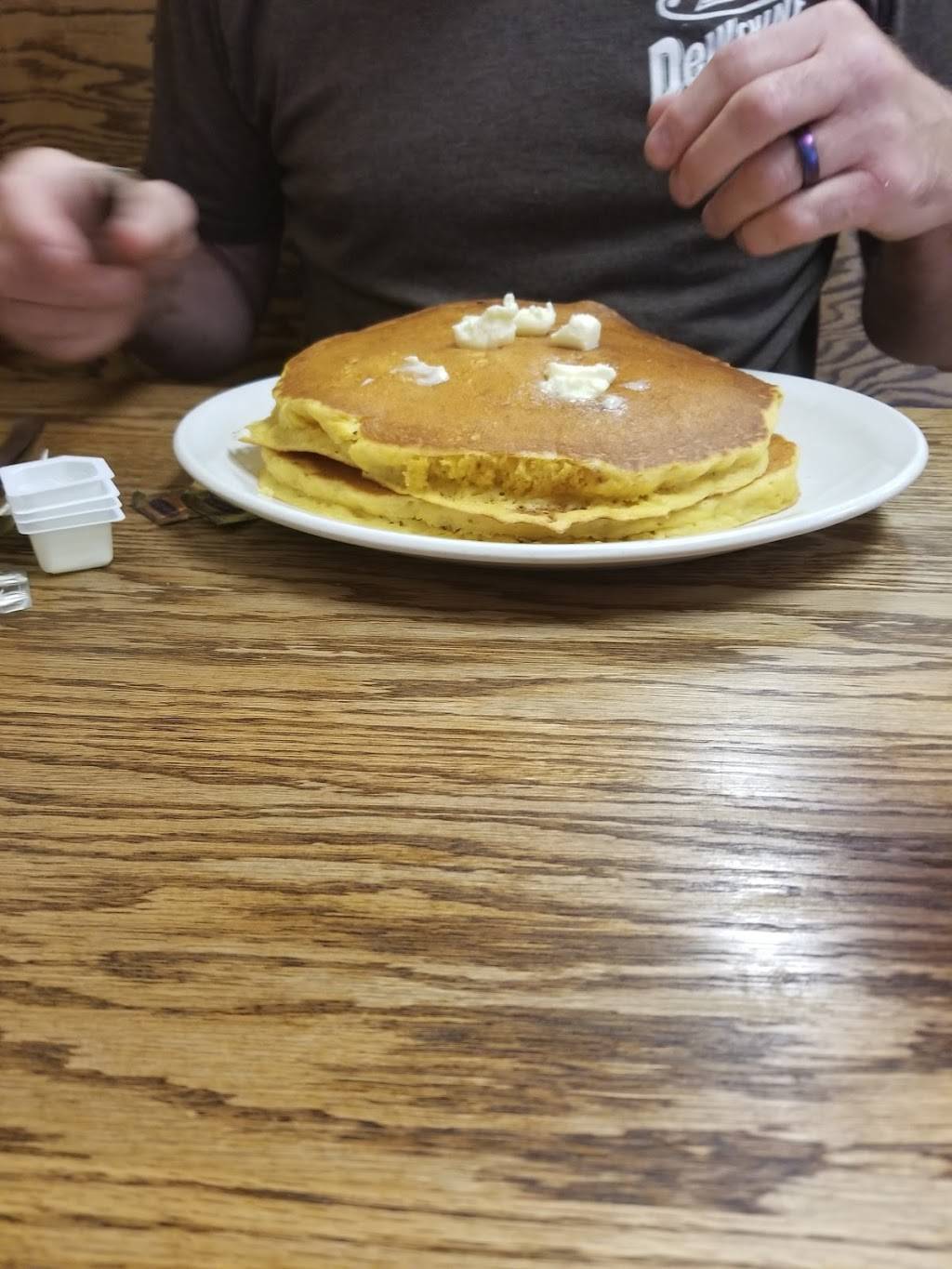 The Grove Cafe | cafe | 124 Main St, Ames, IA 50010, USA | 5152329784 OR +1 515-232-9784