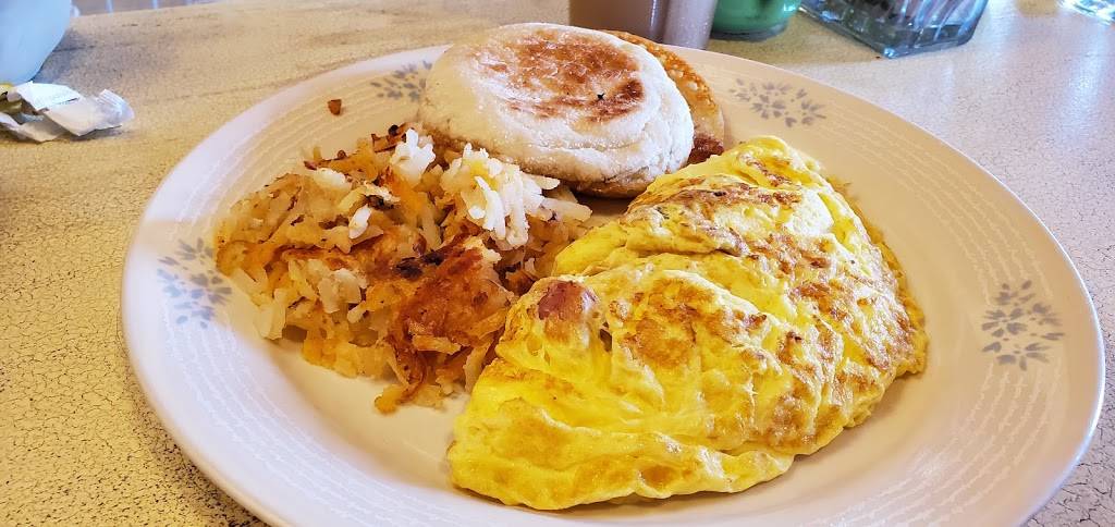 Mama Ds Cafe Mercantile | restaurant | 50 Union St, Boothbay Harbor, ME 04538, USA | 2076333464 OR +1 207-633-3464