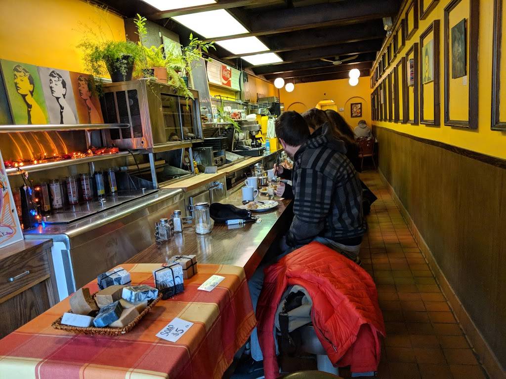 The Regal Diner | restaurant | 5924 Main St, Niagara Falls, ON L2G 5Z8, Canada | 9053518655 OR +1 905-351-8655