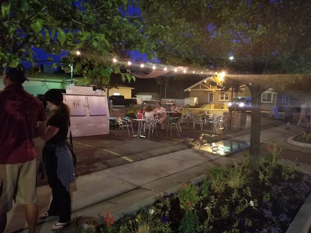 Lanis Hawaiian Style Shave Ice | restaurant | 110 S Main St, Spanish Fork, UT 84660, USA | 8017982434 OR +1 801-798-2434