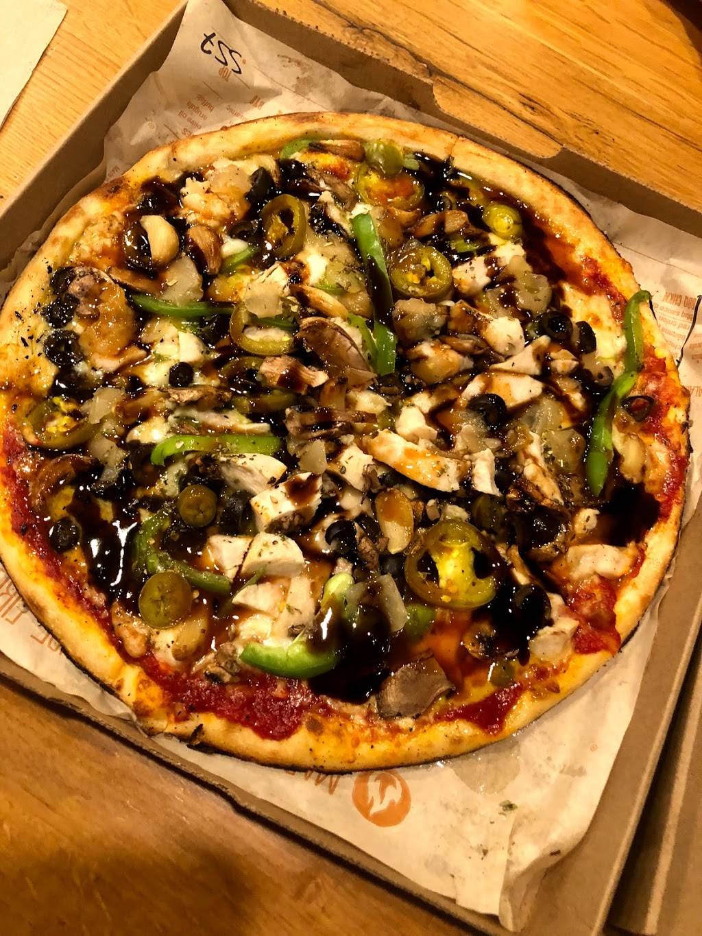 Blaze Pizza | meal takeaway | 1335 W Pacheco Blvd, Los Banos, CA 93635, USA | 2088347995 OR +1 208-834-7995