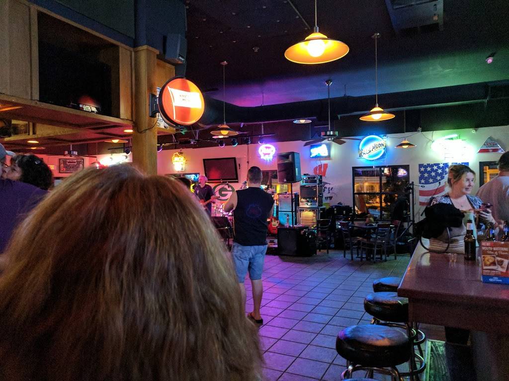 Hody Bar & Grill | restaurant | 1914 Aurora St, Middleton, WI 53562, USA | 6088311901 OR +1 608-831-1901