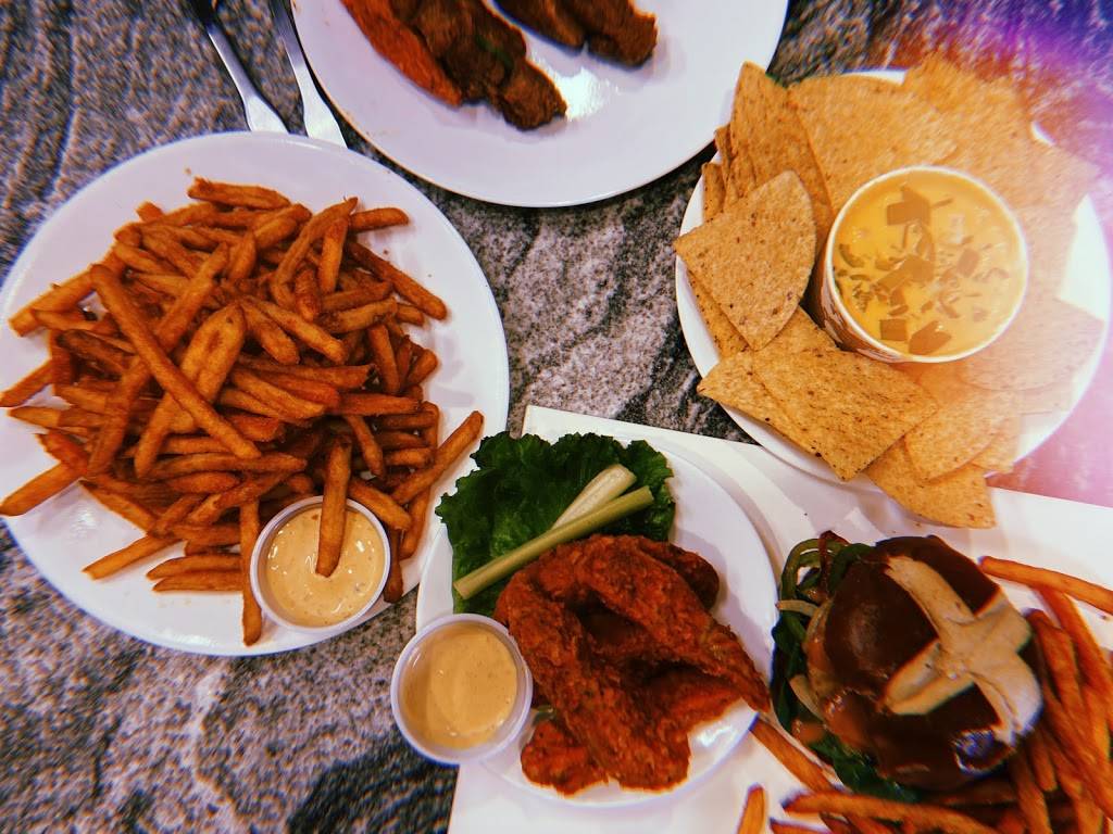 Stellas Cloud Kitchen - Kalamazoo | restaurant | 300 E Water St, Kalamazoo, MI 49007, USA | 2692100075 OR +1 269-210-0075