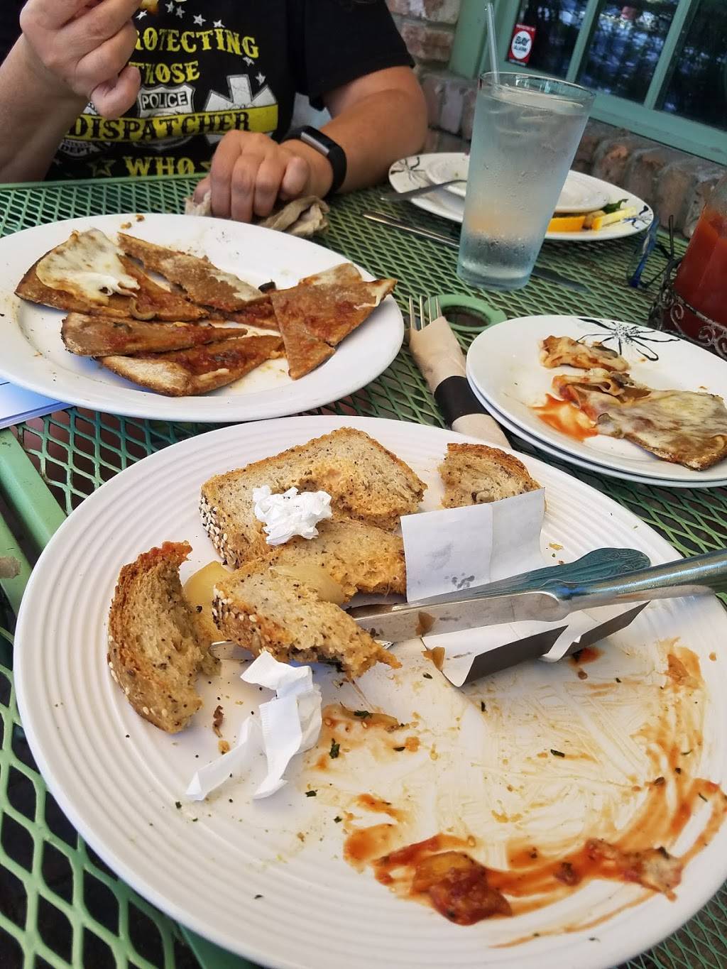 Shangri La Asian Bistro & Sushi Bar | restaurant | 203 S School St A, Lodi, CA 95240, USA | 2093660539 OR +1 209-366-0539