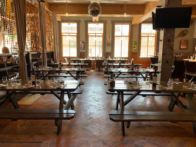 High Pie Pizzeria & Tap Room | restaurant | 100 W Colorado Ave, Telluride, CO 81435, USA | 9707282978 OR +1 970-728-2978