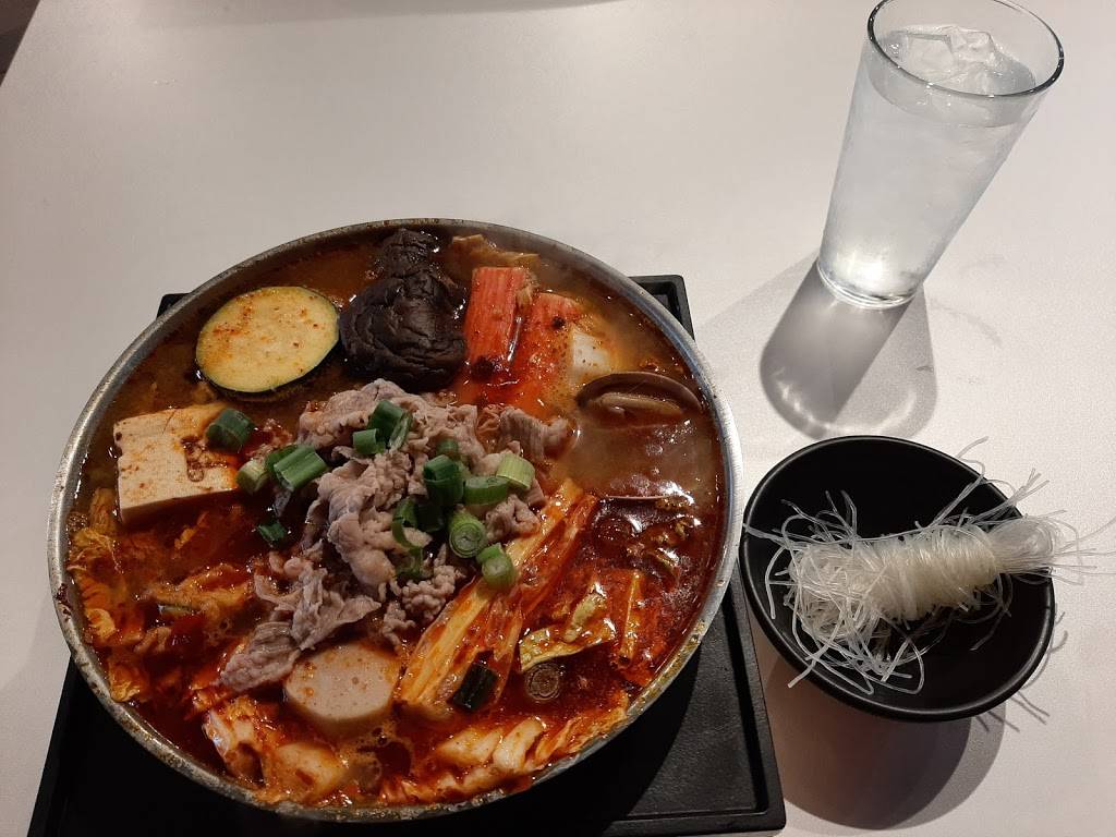 Aoyama Point /Ramen and Pot | meal takeaway | 8327 W 135th St, Overland Park, KS 66223, USA | 9132328503 OR +1 913-232-8503