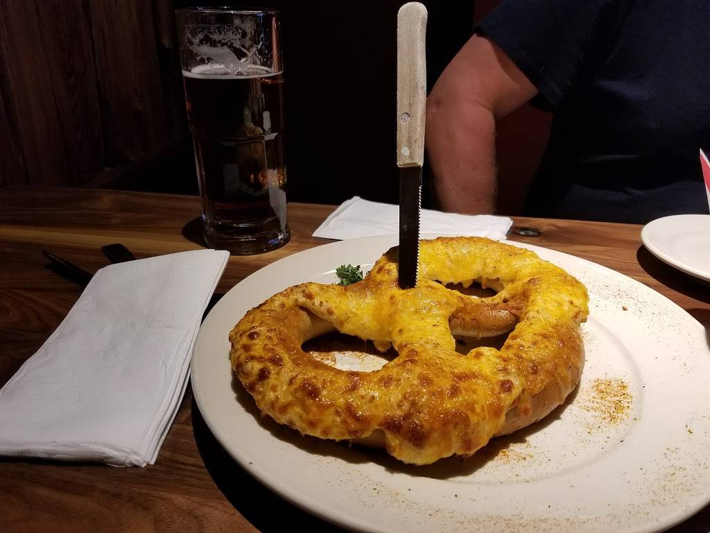 Dukes Bar & Grille | restaurant | 5302 Carlisle Pike, Mechanicsburg, PA 17050, USA | 7174783853 OR +1 717-478-3853