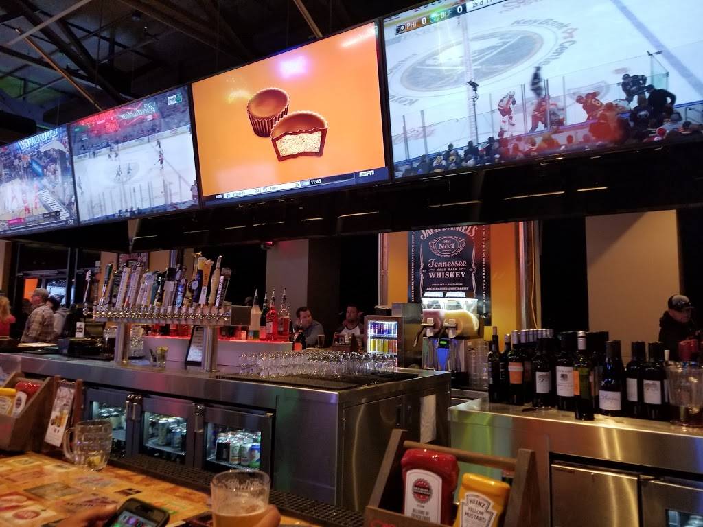 Cold Beers & Cheeseburgers | restaurant | 6718 W Deer Valley Rd, Glendale, AZ 85310, USA | 6232137622 OR +1 623-213-7622