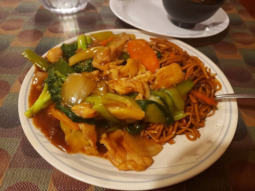 Super Hakka Restaurant | restaurant | 1801 Lawrence Ave E, Scarborough, ON M1R 2X7, Canada | 4167550855 OR +1 416-755-0855