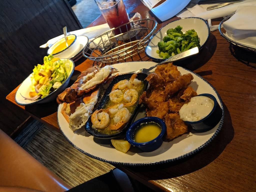 Red Lobster | restaurant | 1331 Tamiami Trail, Port Charlotte, FL 33948, USA | 9416257745 OR +1 941-625-7745