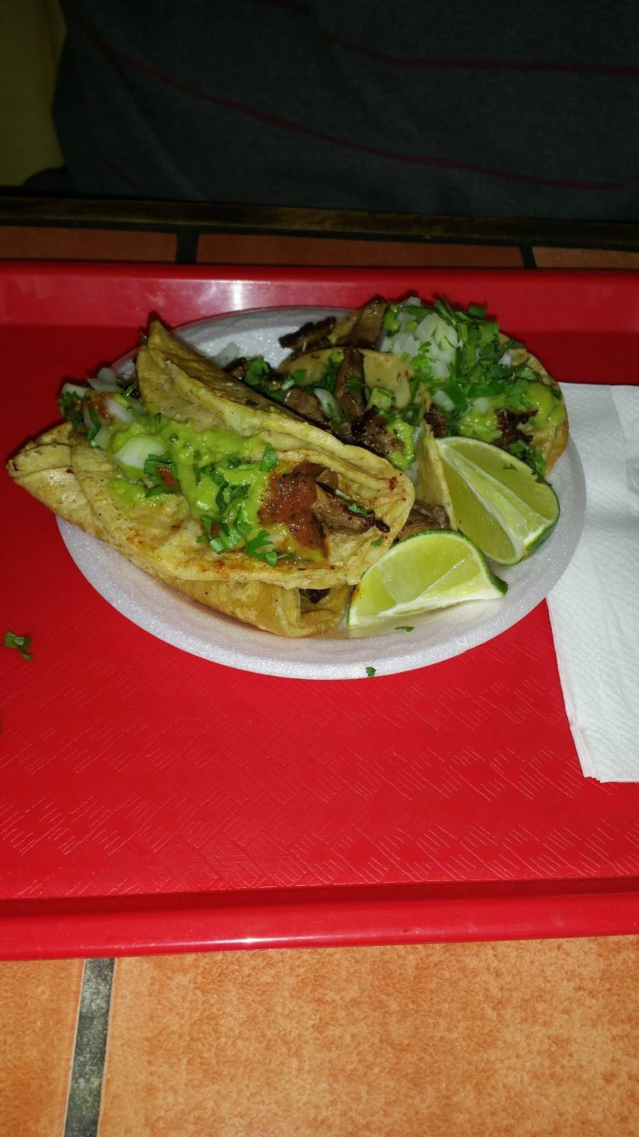 Los Chavos | restaurant | 1340 N 2nd St, El Cajon, CA 92021, USA | 6194477197 OR +1 619-447-7197