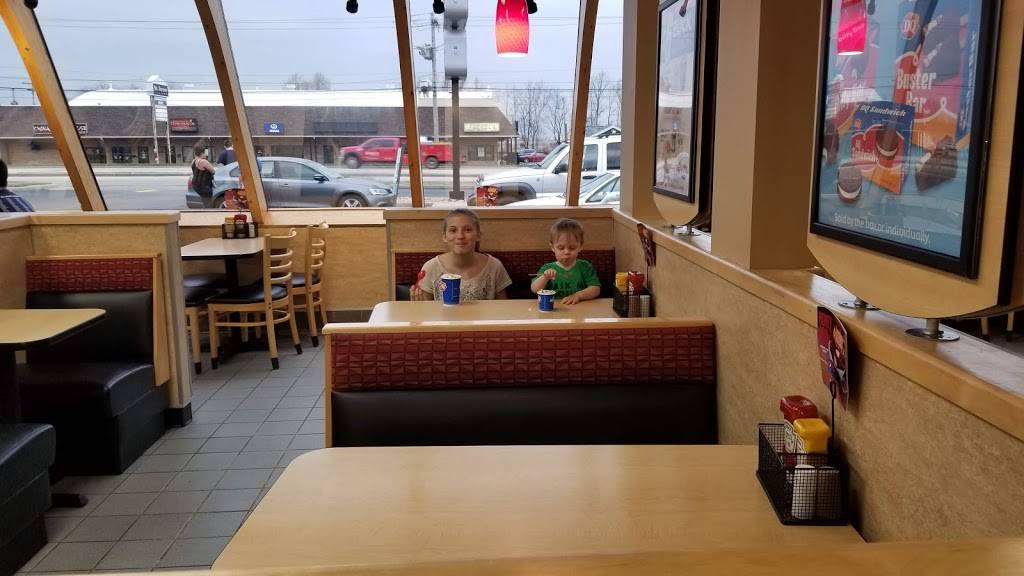 Dairy Queen Grill & Chill | restaurant | 1224 Peoria St, Washington, IL 61571, USA | 3094442912 OR +1 309-444-2912
