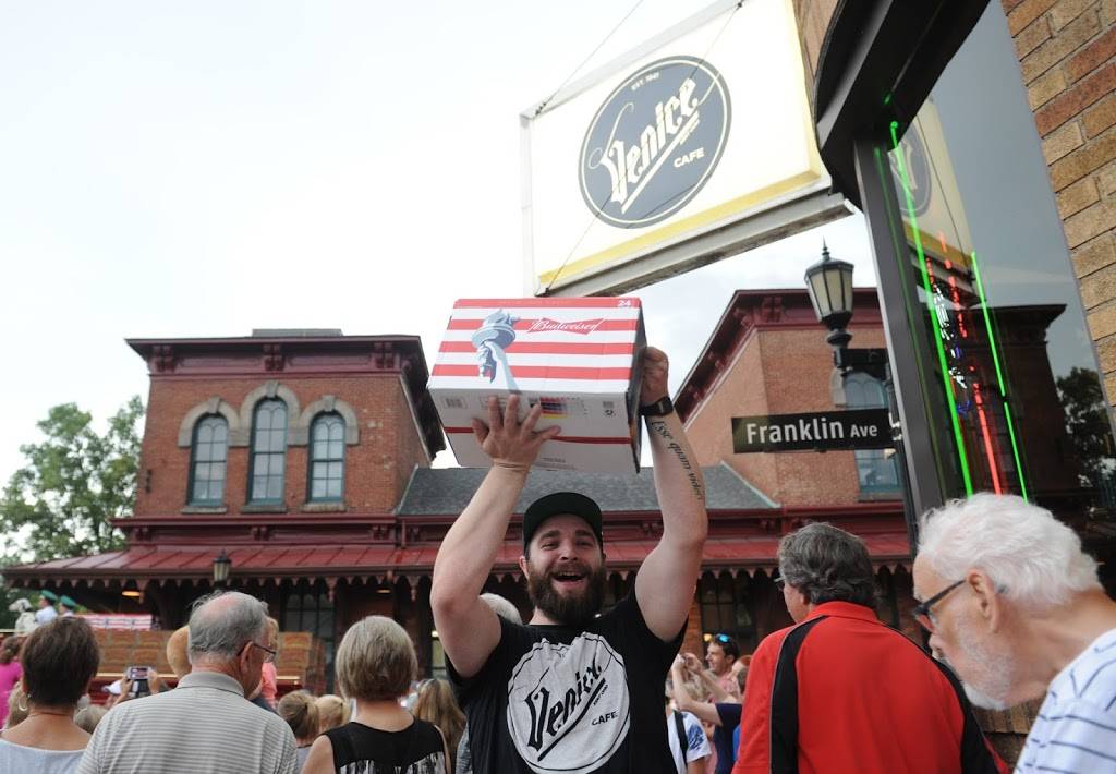 The Venice Cafe | restaurant | 163 W Erie St, Kent, OH 44240, USA | 3309684603 OR +1 330-968-4603