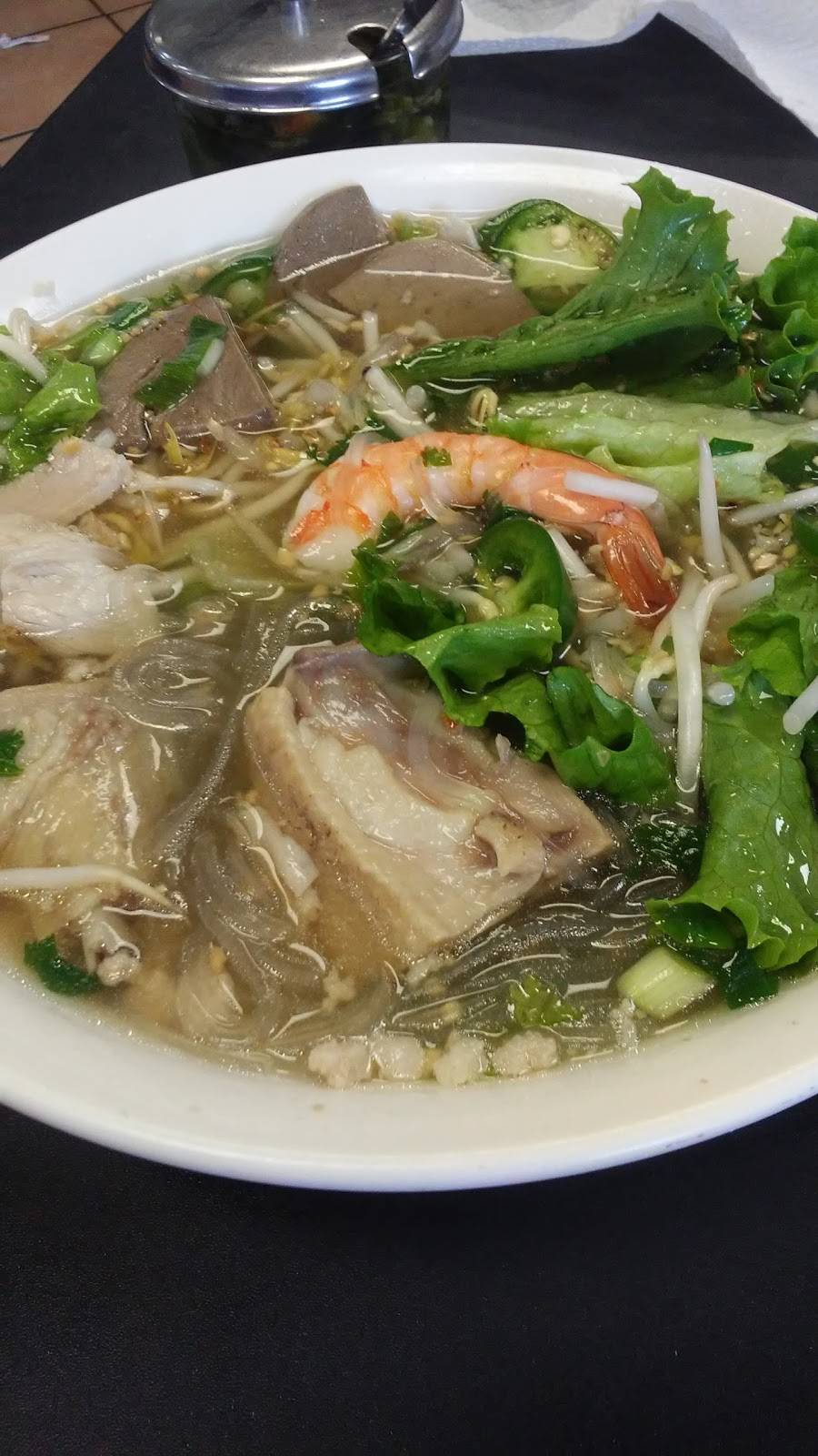 Pho Hu Tieu Nam Vang | restaurant | 1517 Gears Rd E, Houston, TX 77067, USA | 2818750399 OR +1 281-875-0399