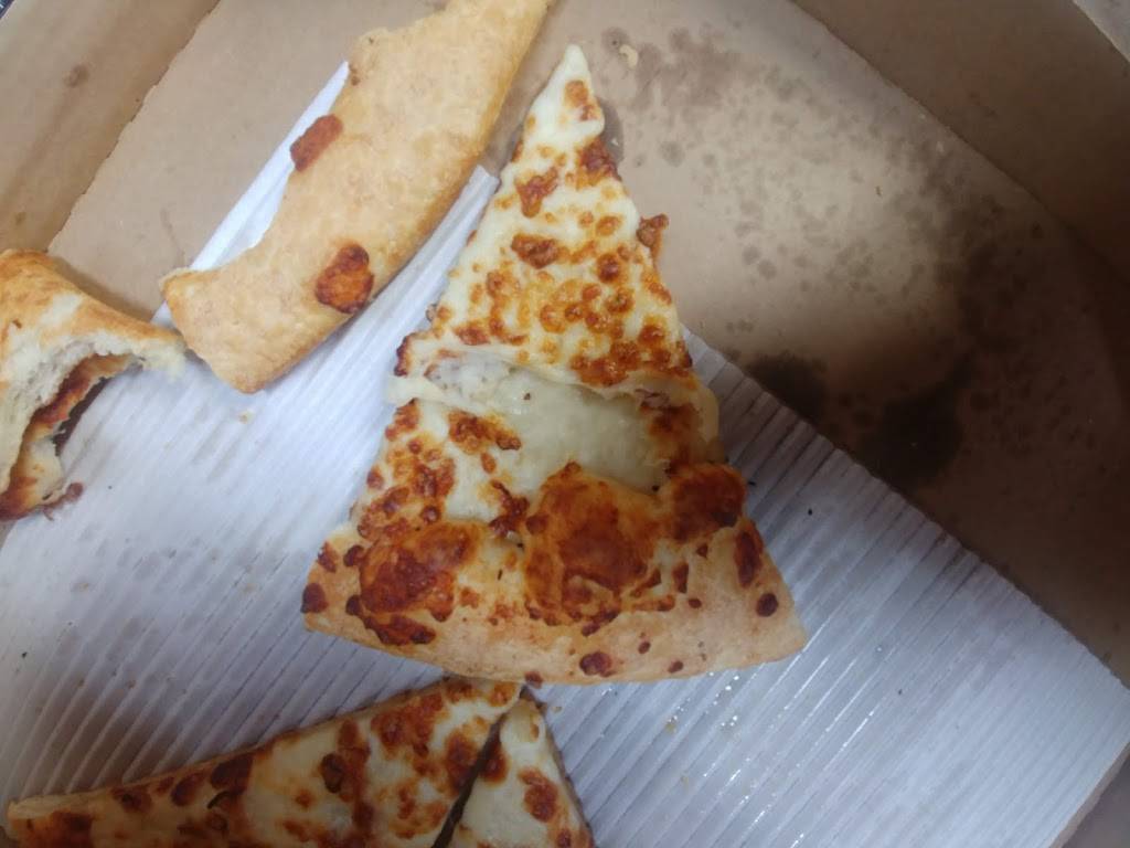 Pizza Hut | meal takeaway | 3307 Evergreen Way #301d, Washougal, WA 98671, USA | 3603358080 OR +1 360-335-8080