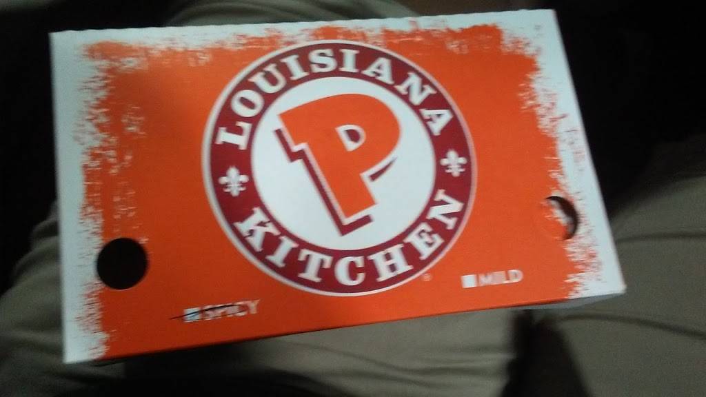 Popeyes Louisiana Kitchen | restaurant | 3622 Auburn St, Rockford, IL 61101, USA | 8159619190 OR +1 815-961-9190