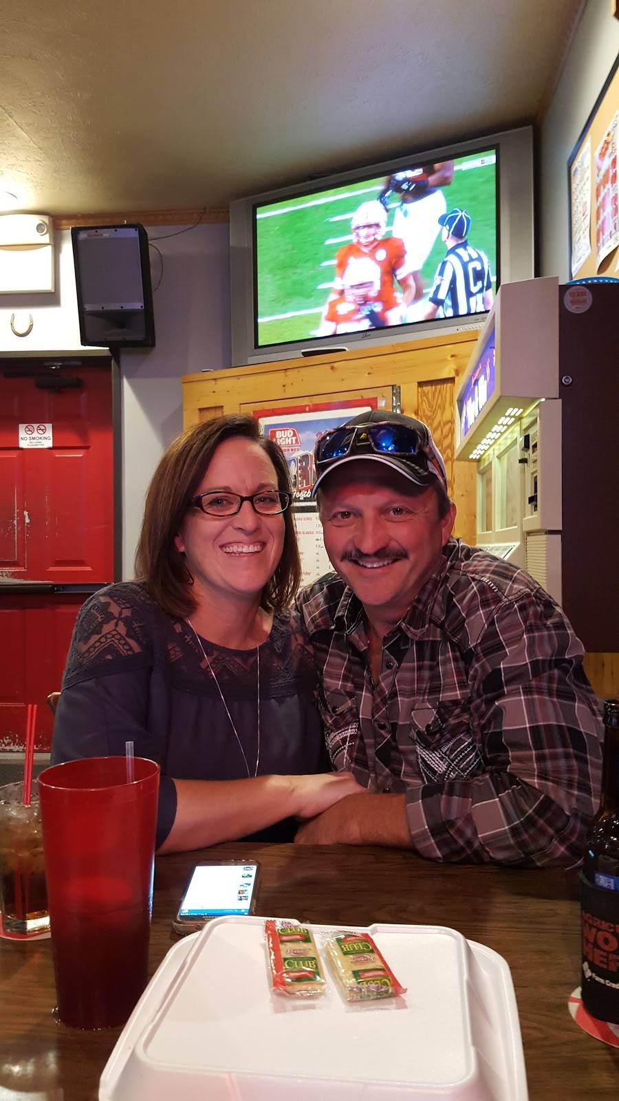 Filley Bar & Grill | restaurant | 200 Livingston St, Filley, NE 68357, USA | 4026623006 OR +1 402-662-3006