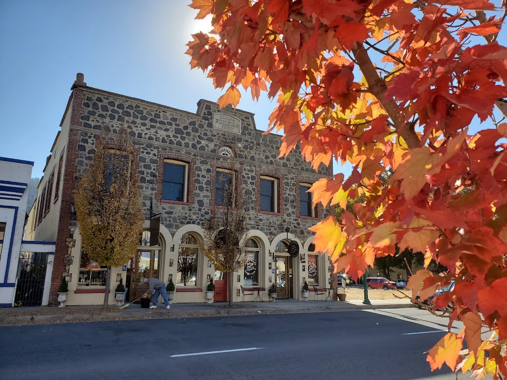 The Knook | restaurant | 437 Main St, Quincy, CA 95971, USA | 5302830300 OR +1 530-283-0300