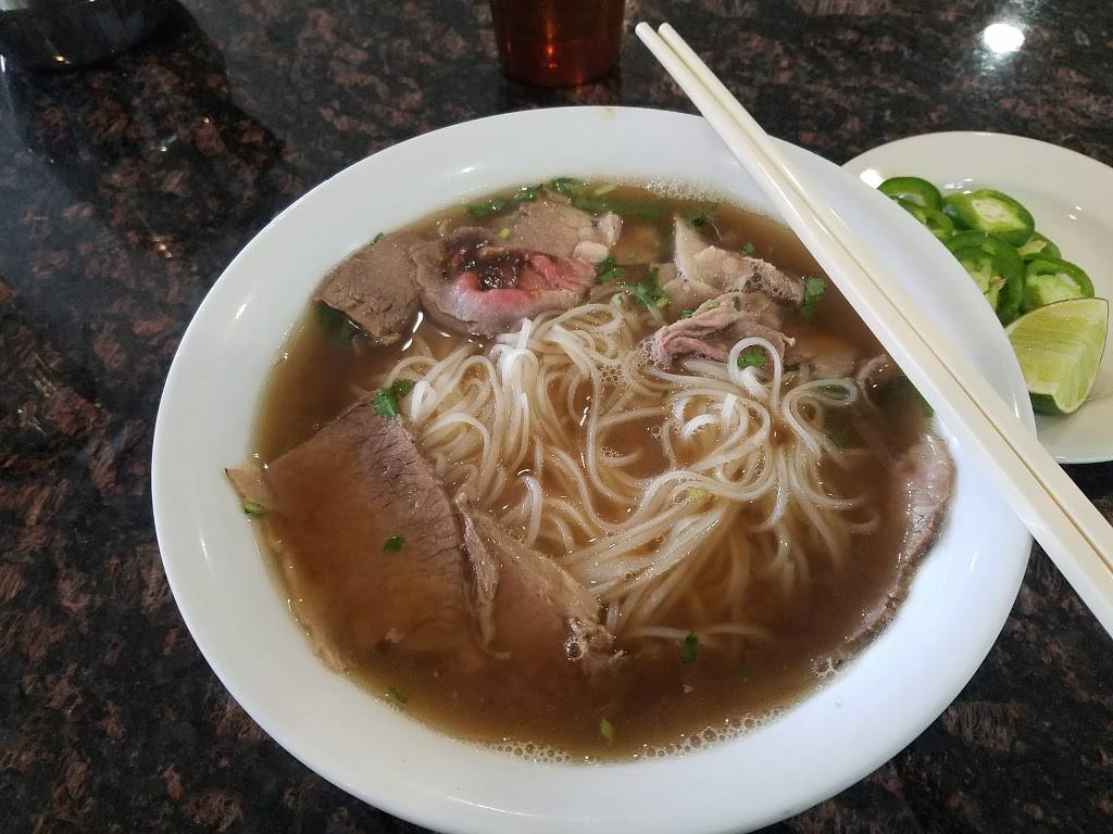 Pho Le Lai | restaurant | 2842 St Vincent St, Philadelphia, PA 19149, USA | 2153384787 OR +1 215-338-4787