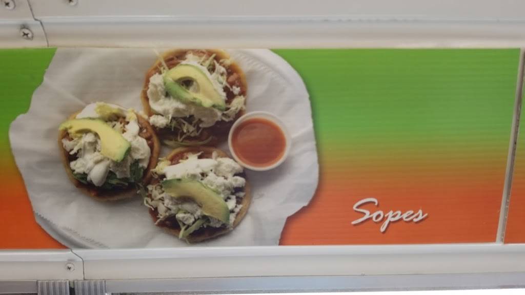 Taco bus el poblano | restaurant | 272 N Chelton Rd #244, Colorado Springs, CO 80909, USA | 7192094385 OR +1 719-209-4385