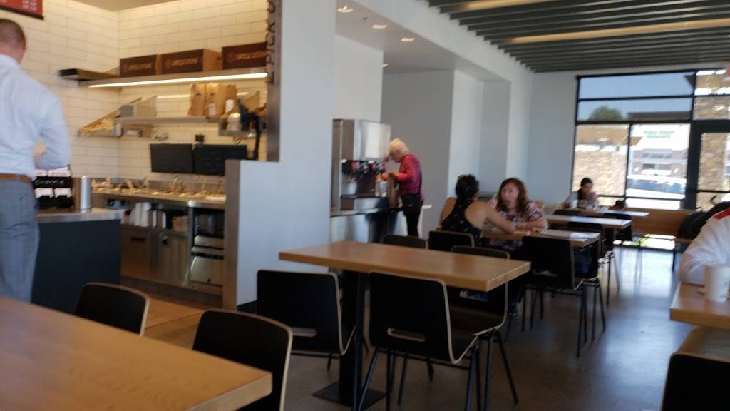 Chipotle Mexican Grill | restaurant | 235 S Diamond Bar Blvd Ste B, Diamond Bar, CA 91765, USA | 9093960666 OR +1 909-396-0666