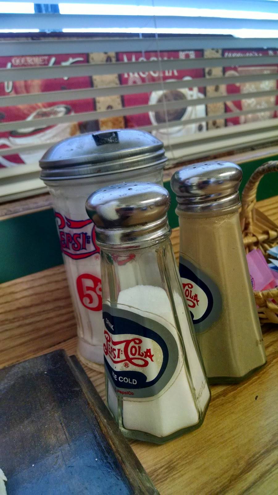 Rufus Restaurant | restaurant | 1977 N Main St, Goldston, NC 27252, USA | 9198984841 OR +1 919-898-4841