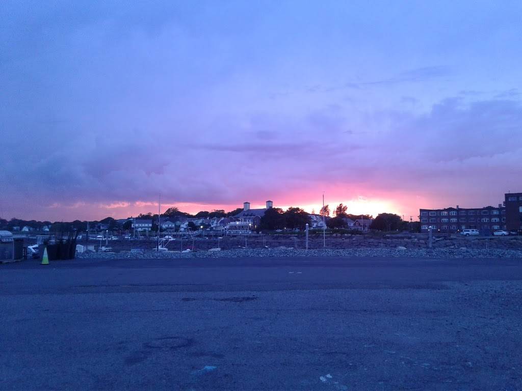 GoGo on the Ocean | restaurant | 561 Shirley St, Winthrop, MA 02152, USA | 6178468866 OR +1 617-846-8866