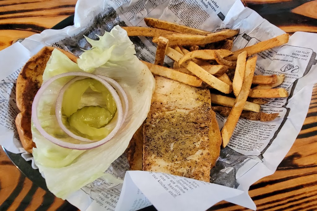 The Oar House and Oyster Bar | restaurant | 621 Marina Village Blvd, Freeport, FL 32439, USA | 8508802106 OR +1 850-880-2106