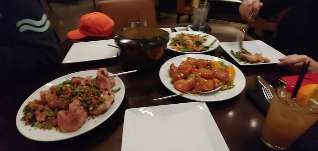 Pearl Asian Cuisine Restruant | restaurant | 1 Red Hawk Parkway, Placerville, CA 95667, USA | 5306777000 OR +1 530-677-7000
