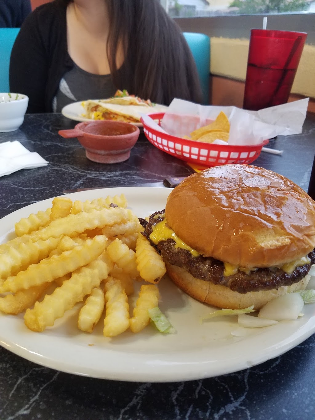 La Cabana De Jalisco Mexican Restaurant | restaurant | 727 W Hildebrand Ave, San Antonio, TX 78212, USA | 2107322020 OR +1 210-732-2020