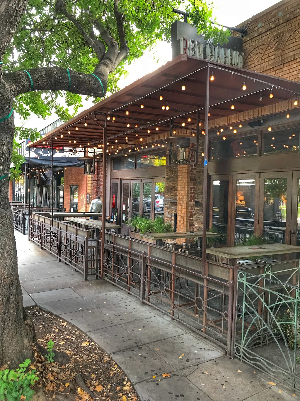 The Red Rabbit Kitchen and Bar | restaurant | 2718 J St, Sacramento, CA 95816, USA | 9167062275 OR +1 916-706-2275