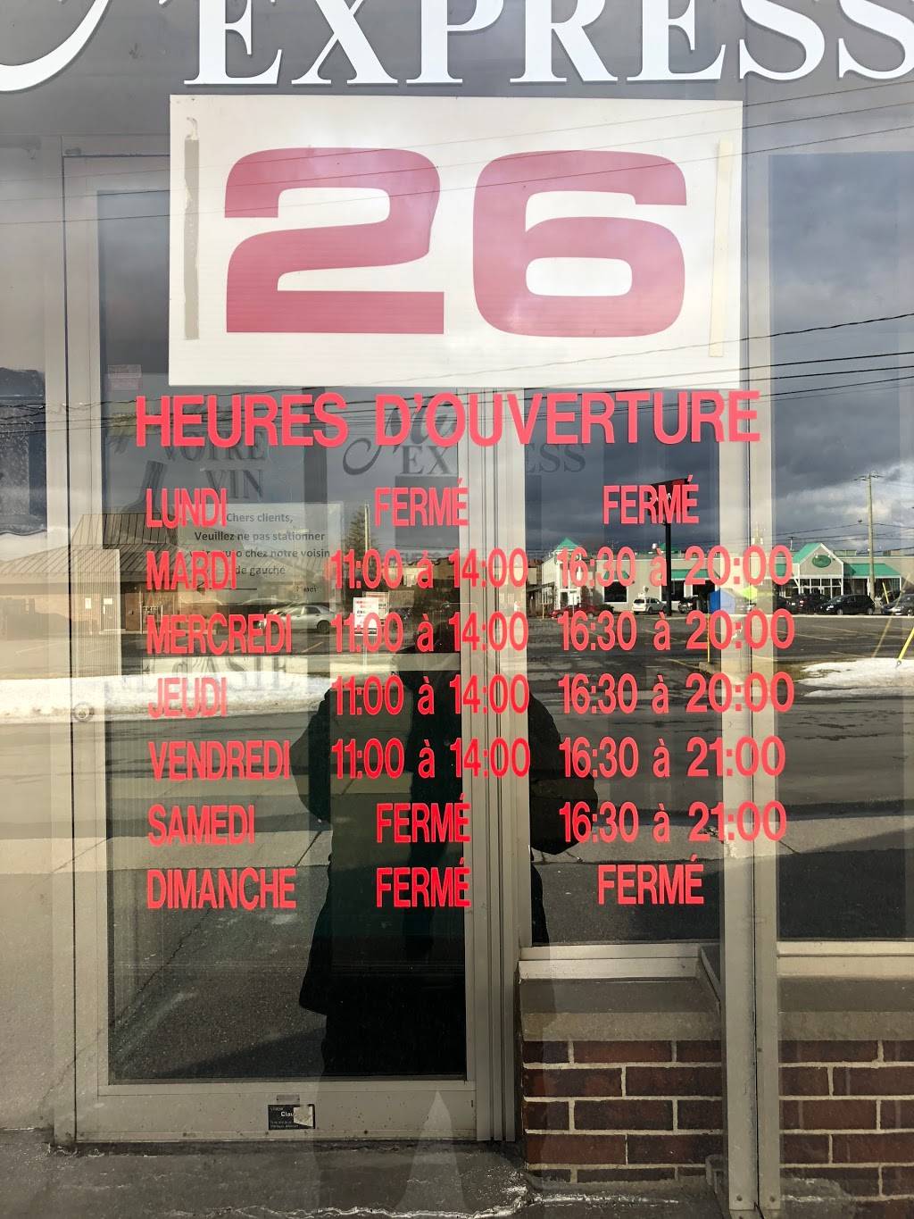 Restaurant Lune DAsie Enr | restaurant | 26 Rue Hébert, Granby, QC J2G 7V5, Canada | 4507771148 OR +1 450-777-1148