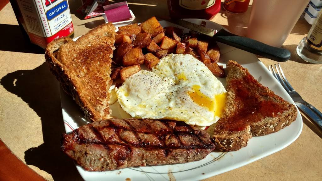 Graffiti Grill | restaurant | 715 Rockland Rd, Lake Bluff, IL 60044, USA | 8472347455 OR +1 847-234-7455