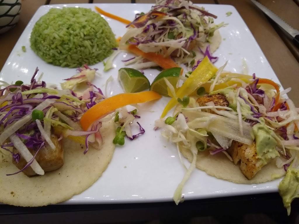 El Bolero - Fitzhugh | restaurant | 2722 N Fitzhugh Ave, Dallas, TX 75204, USA | 2142382211 OR +1 214-238-2211