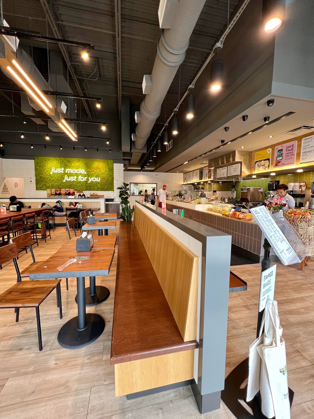 fresh&co | restaurant | 7728 W Sand Lake Rd, Orlando, FL 32819, USA | 4077340000 OR +1 407-734-0000