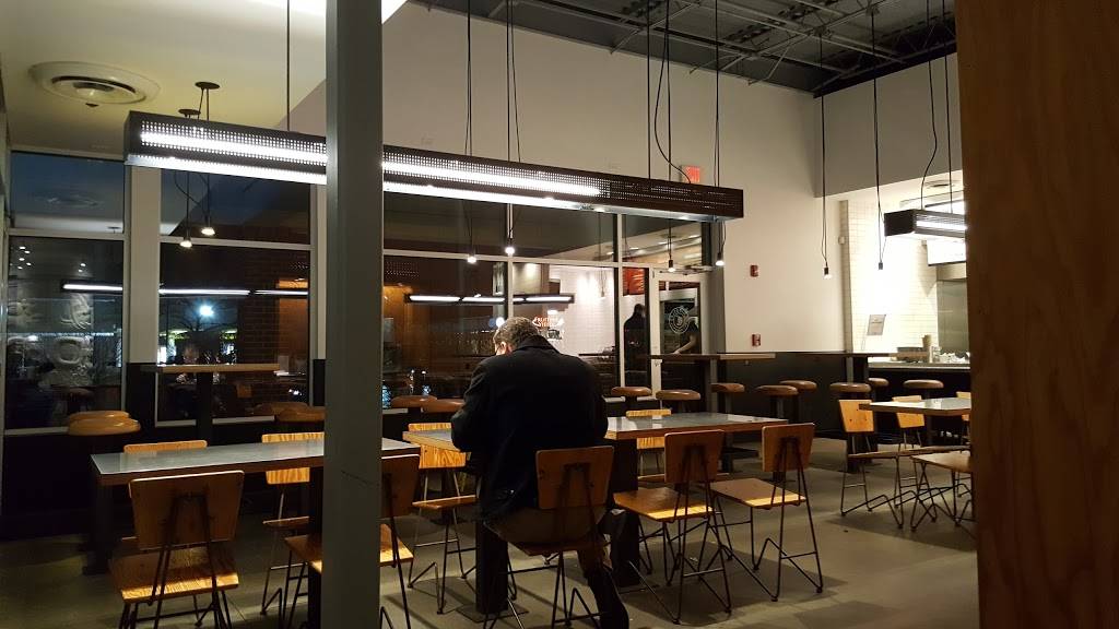 Chipotle Mexican Grill | restaurant | 1516 N Naper Blvd Ste 104, Naperville, IL 60563, USA | 3314574192 OR +1 331-457-4192