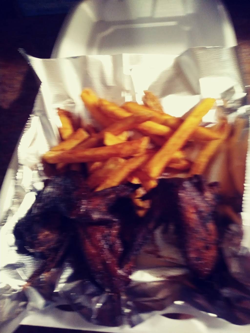 Fannie Maes BBQ & Grill | restaurant | 210 W Union Ave #2829, Wynne, AR 72396, USA | 8702384444 OR +1 870-238-4444