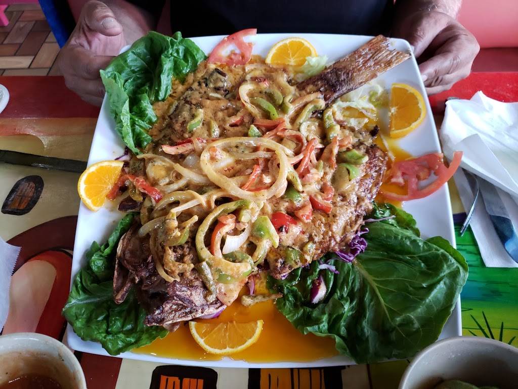 Mariscos el Paraíso de Sinaloa | restaurant | 9240 N 43rd Ave, Glendale, AZ 85302, USA | 6232432504 OR +1 623-243-2504