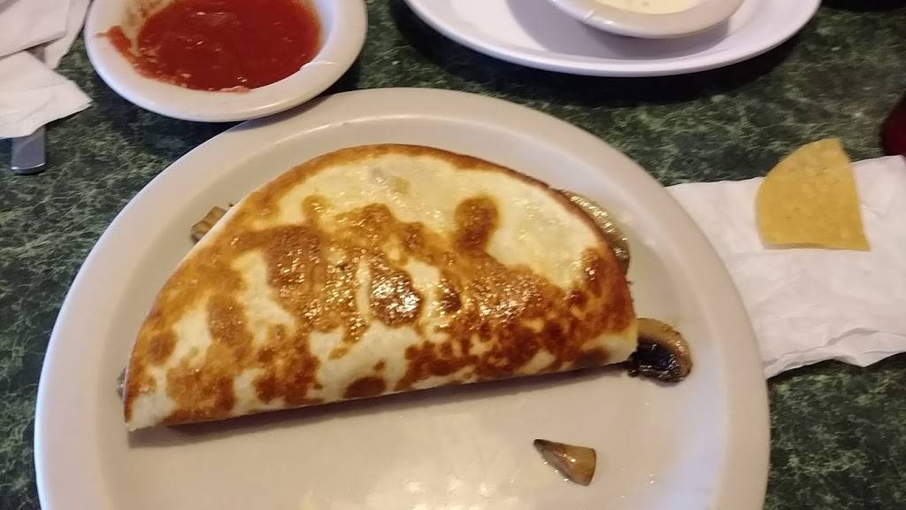 El Maguey Mexican Restaurant | restaurant | 1075 W Pearce Blvd, Wentzville, MO 63385, USA | 6363325372 OR +1 636-332-5372