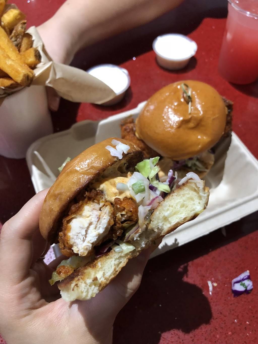 Trap Fried Chicken | restaurant | 1600 E Chevy Chase Dr, Glendale, CA 91206, USA | 8889448905 OR +1 888-944-8905