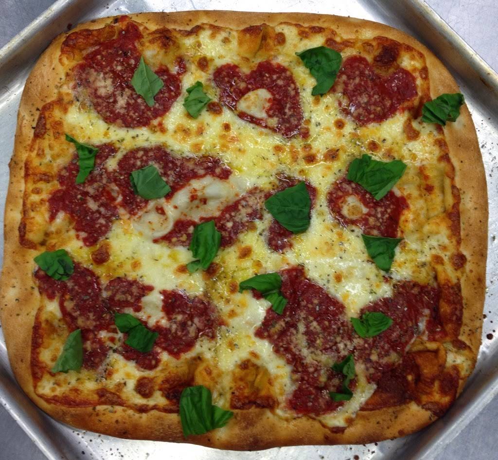 Patronies Pizza | restaurant | 5341, 2625 Holden Beach Rd SW, Supply, NC 28462, USA | 9108427900 OR +1 910-842-7900