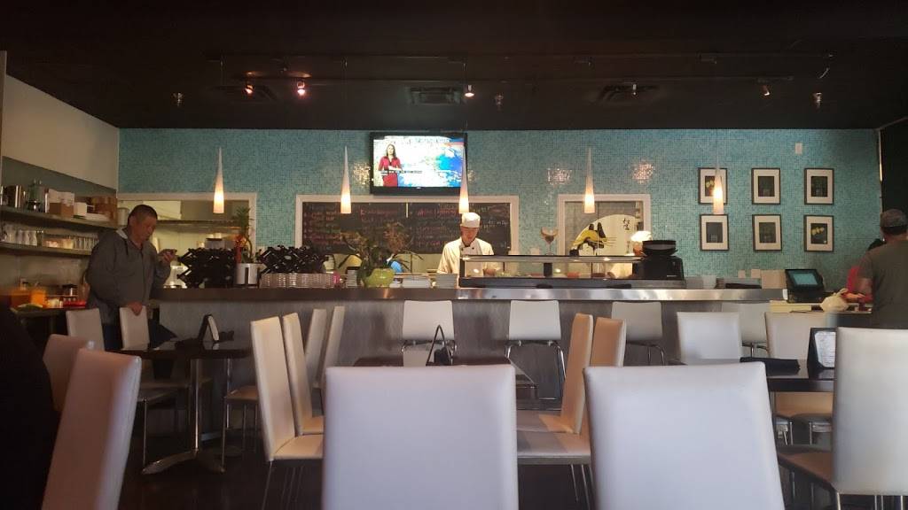 Fah Asian Bistro & Sushi Bar | restaurant | #B5, 7461 N Federal Hwy, Boca Raton, FL 33487, USA | 5612410400 OR +1 561-241-0400