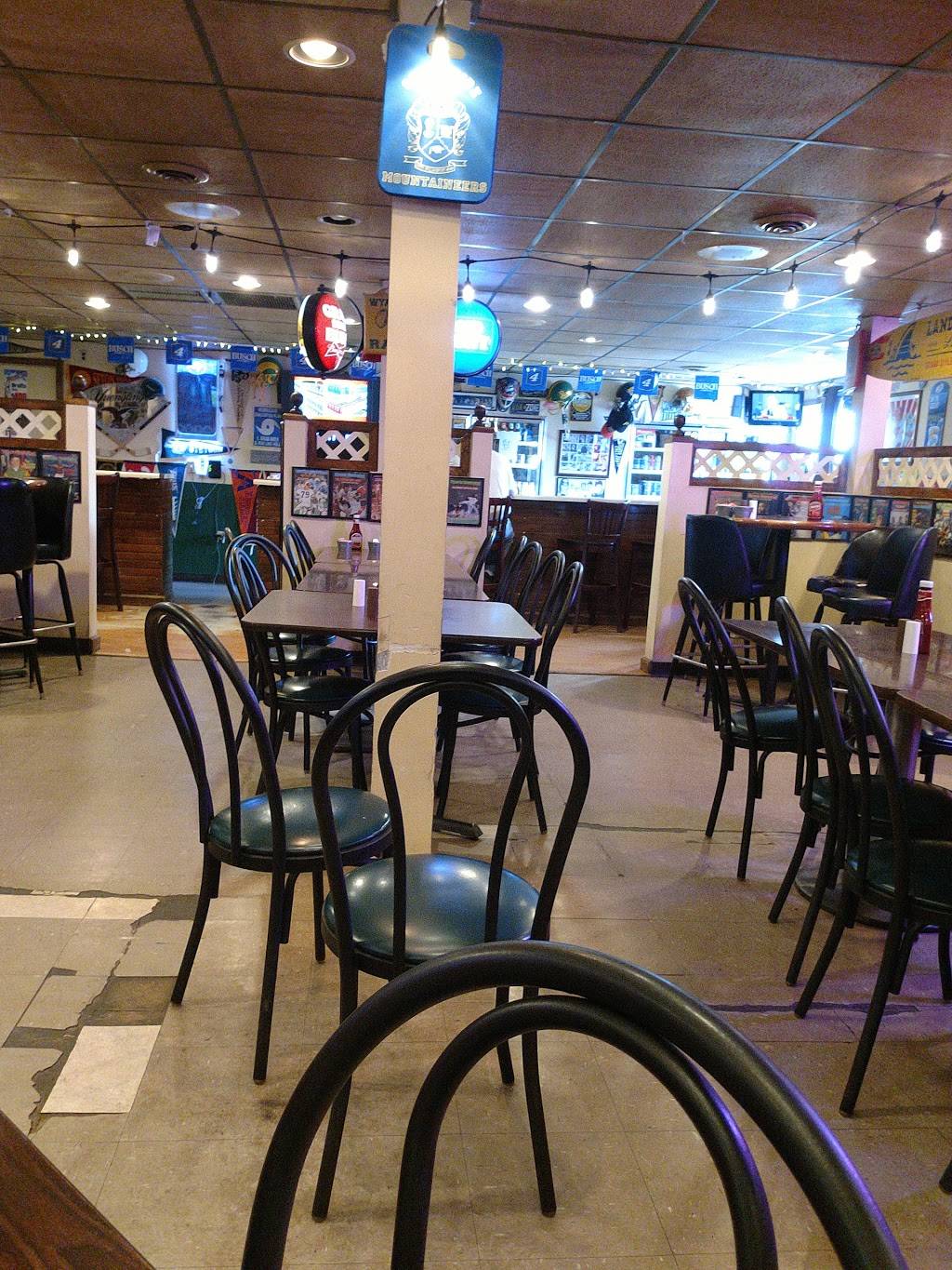 The Ram Zone | restaurant | 199 State St, Wyalusing, PA 18853, USA | 5707463488 OR +1 570-746-3488