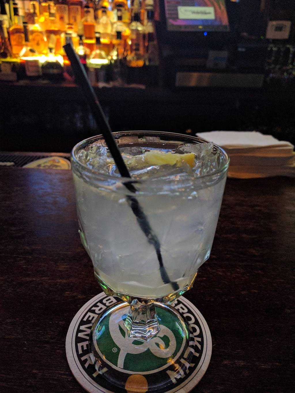 Jakes Saloon | restaurant | 206 W 23rd St, New York, NY 10011, USA | 2123373100 OR +1 212-337-3100